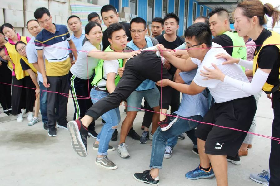 拓展训练项目：穿越火线游戏规则介绍和心得体